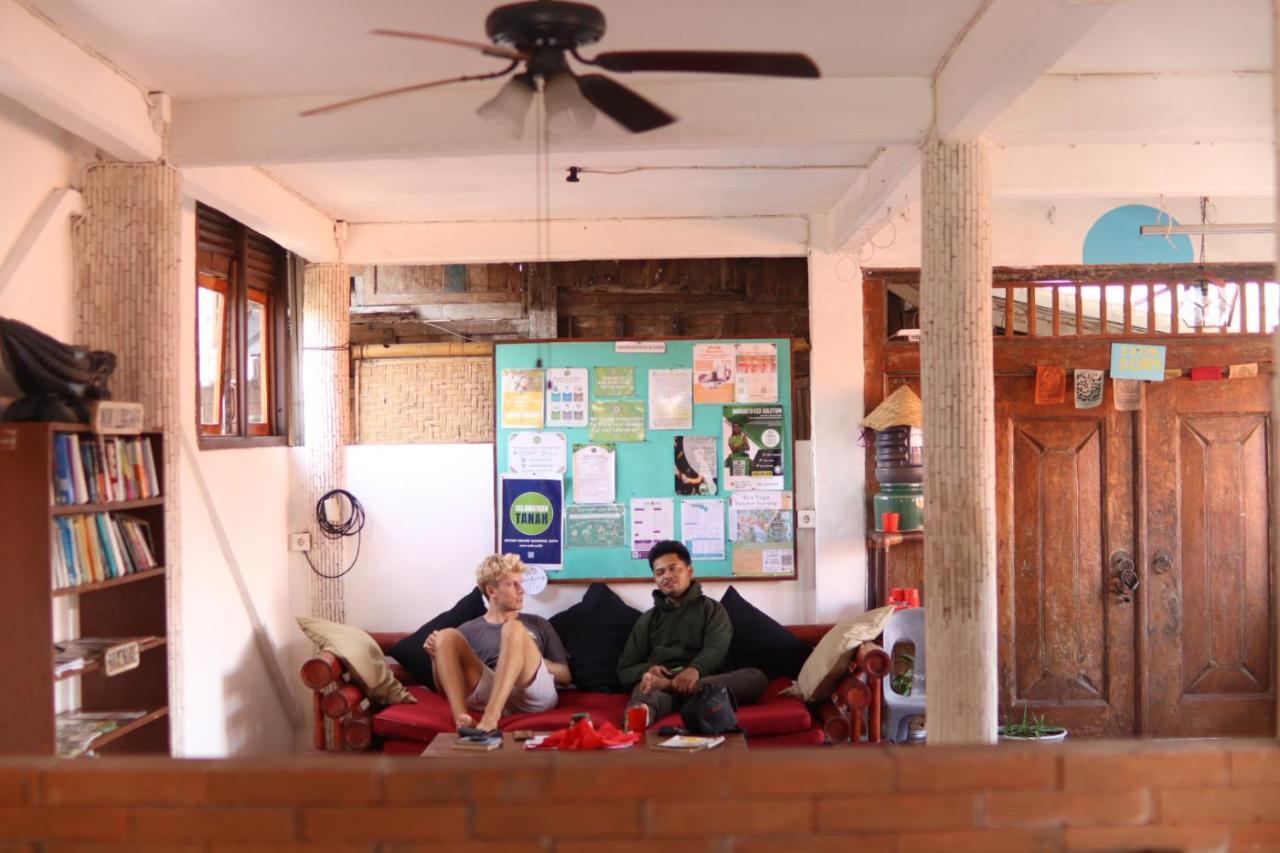 Seabreeze Hostel Bali Canggu Exterior foto