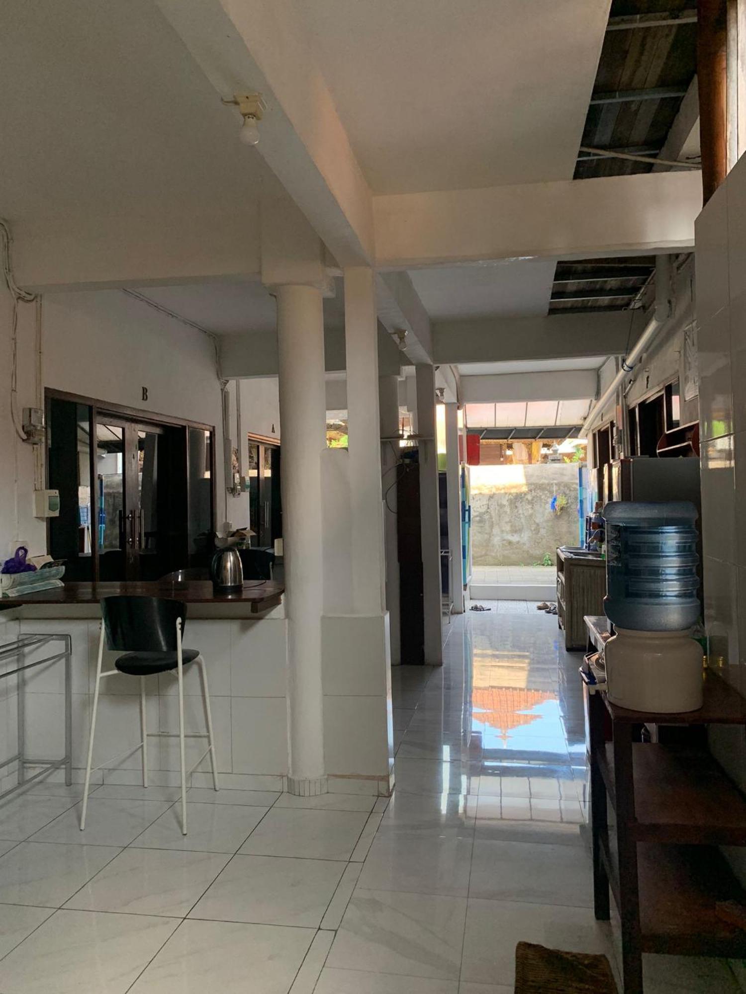 Seabreeze Hostel Bali Canggu Exterior foto
