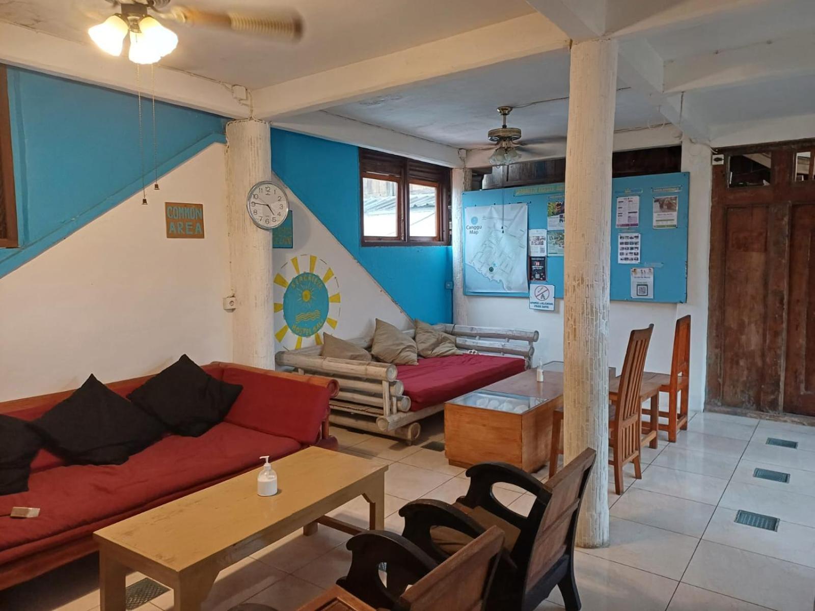 Seabreeze Hostel Bali Canggu Exterior foto