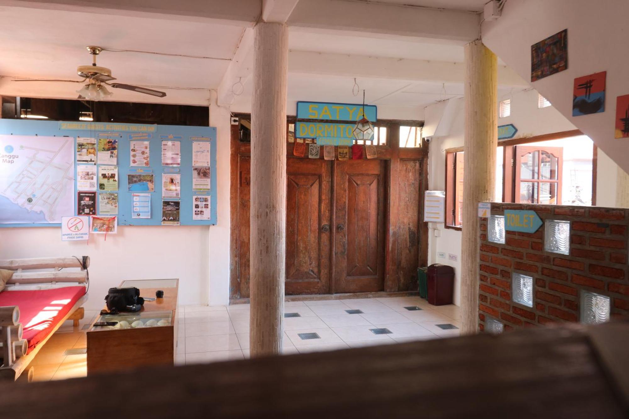 Seabreeze Hostel Bali Canggu Exterior foto